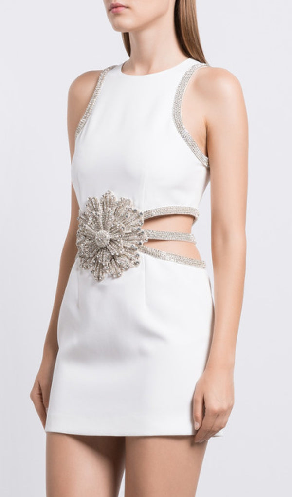 ANEIRIN WHITE CRYSTAL TRIM FLOWER DRESS-Fashionslee