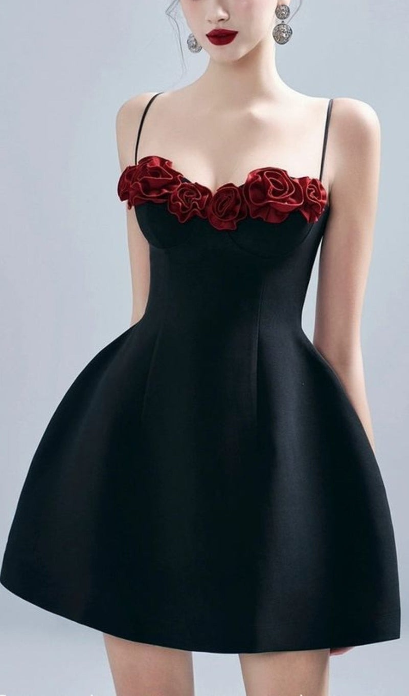 ALAMEA BLACK FLORAL BUST MINI DRESS-Fashionslee