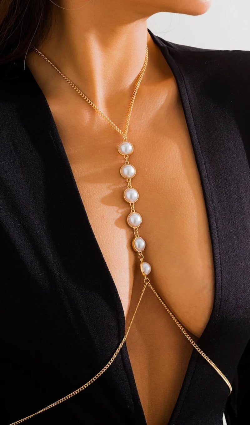 PEARL CROSSOVER CHEST BODY CHAIN IN GOLD-Fashionslee
