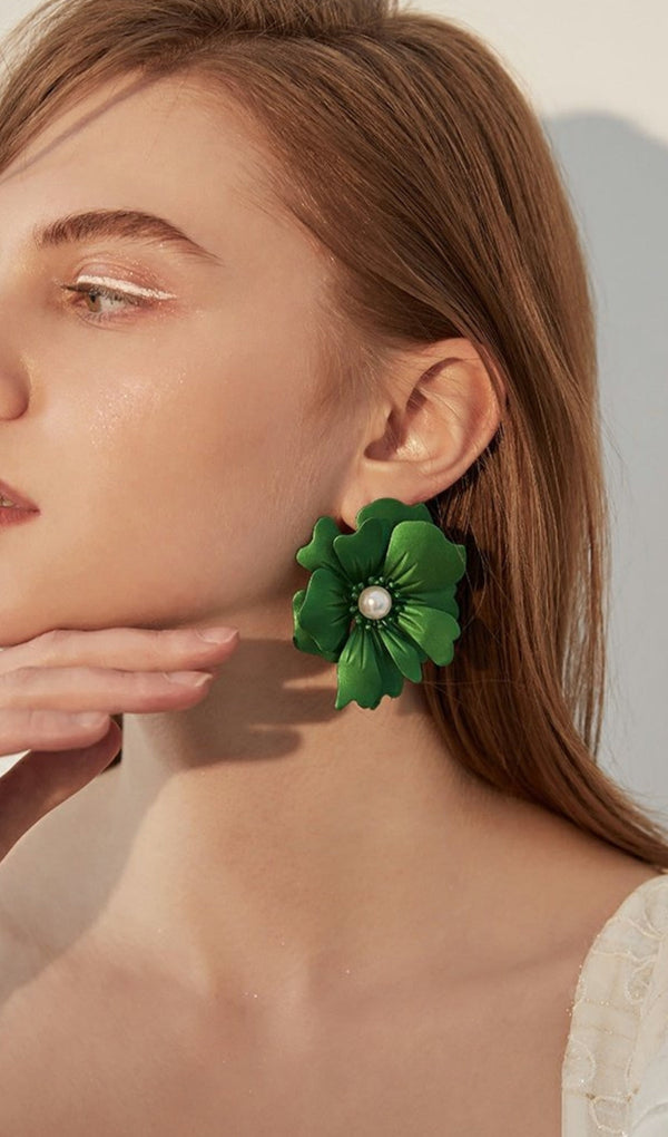 ATALANTA GREEN PETAL ALLOY EARRINGS-Fashionslee