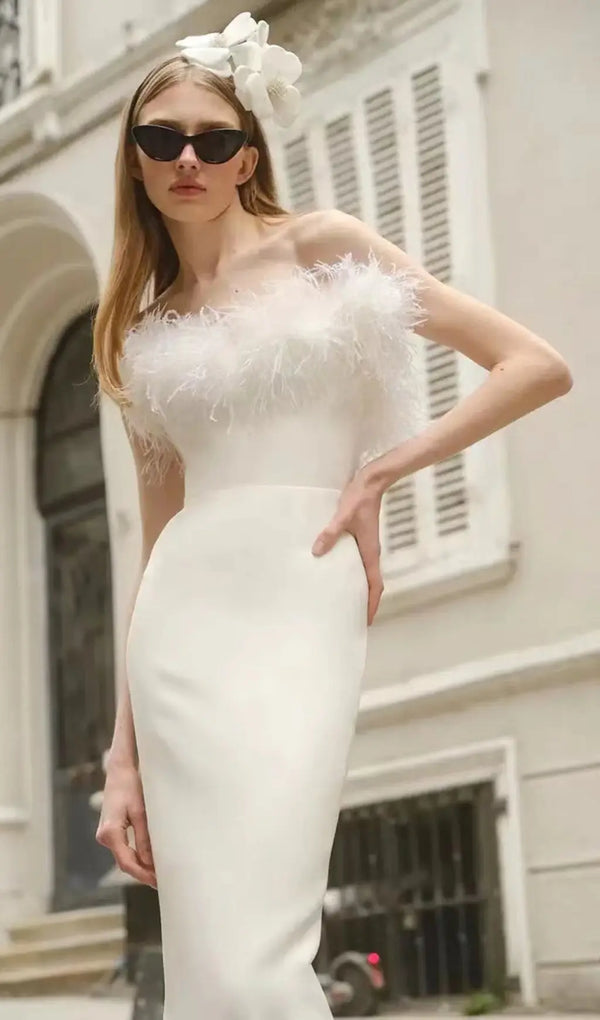 FEATHER BODYCON MAXI DRESS IN WHITE-Fashionslee