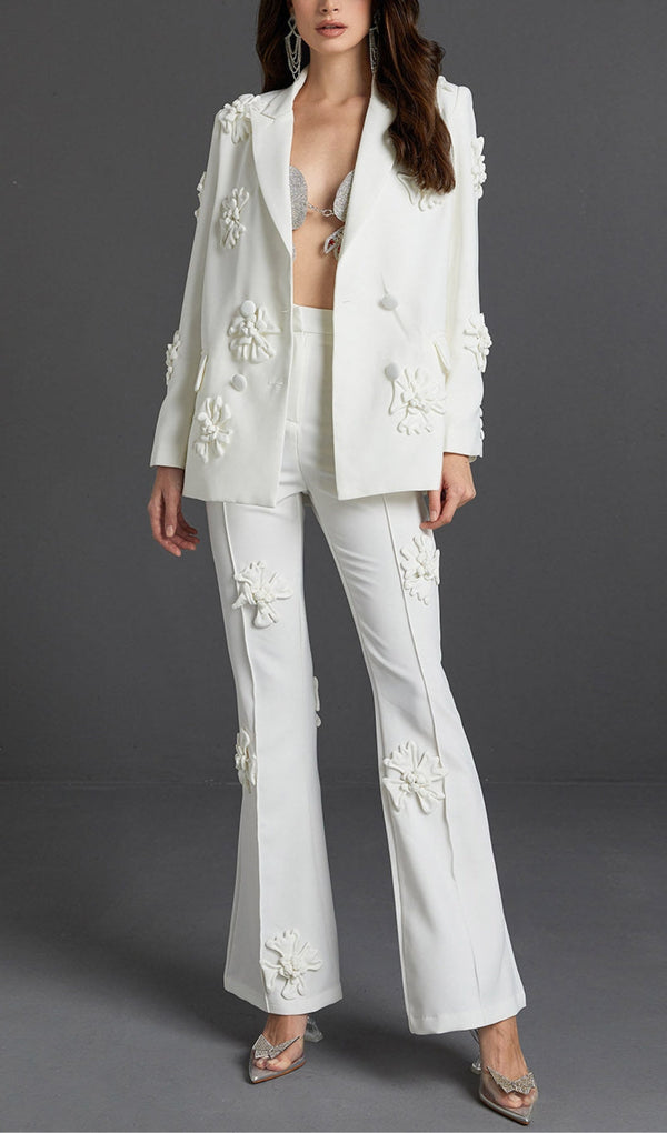 ACEDIA WHITE THREE DIMENSIONAL FLORAL SUIT-Fashionslee