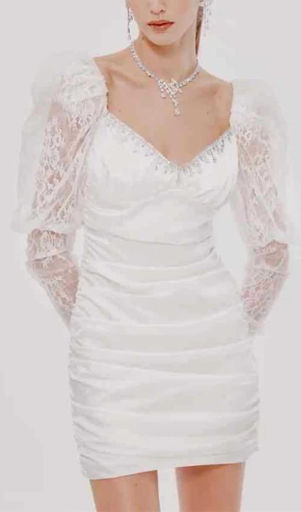 PLEATED DRESS WITH LACE PUFFED SLEEVES IN WHITE-Fashionslee