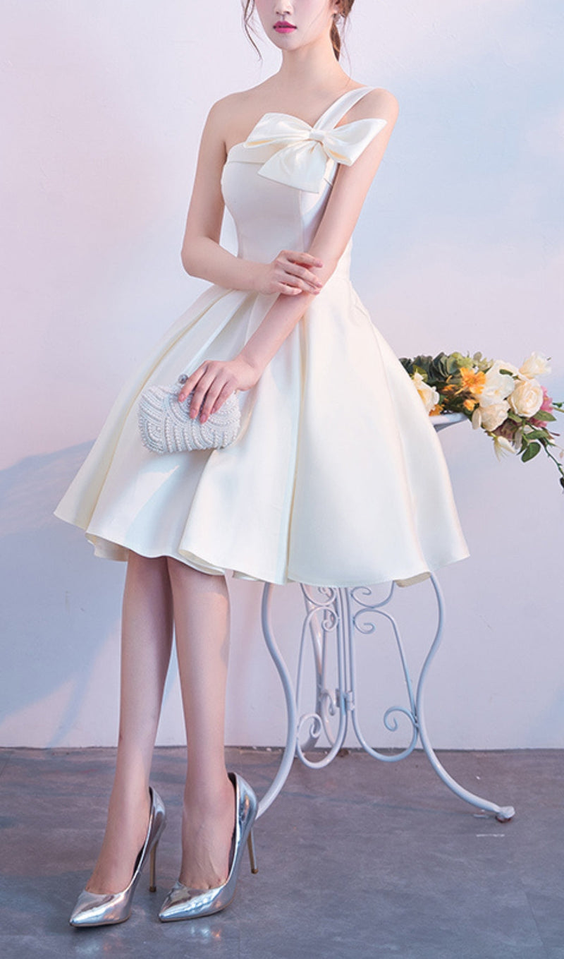 ASTERA WHITE STRAPLESS BOW MINI DRESS-Fashionslee
